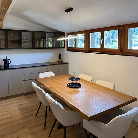 Deine Auszeit Mit Alpen- Und Kanderblick Appartement