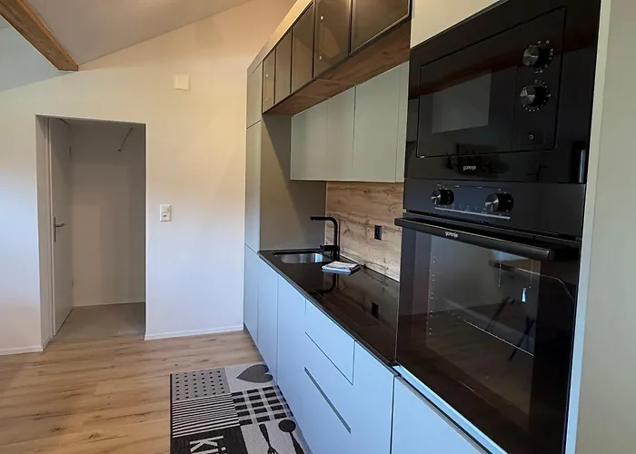 Deine Auszeit Mit Alpen- Und Kanderblick Kandergrund