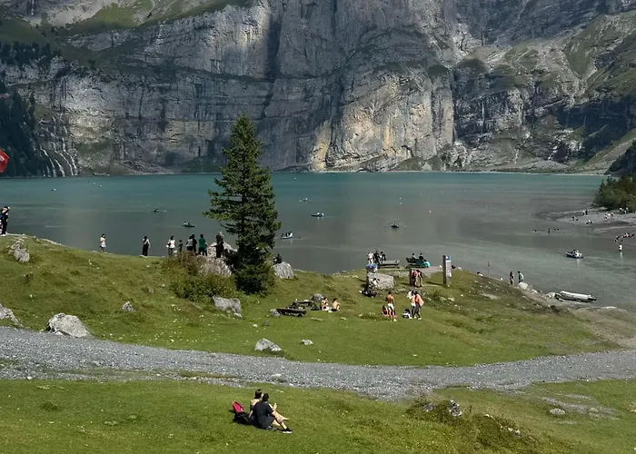 Deine Auszeit Mit Alpen- Und Kanderblick * Kandergrund