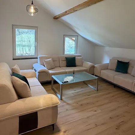 Deine Auszeit Mit Alpen- Und Kanderblick Apartment *