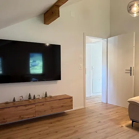 Deine Auszeit Mit Alpen- Und Kanderblick Apartment *